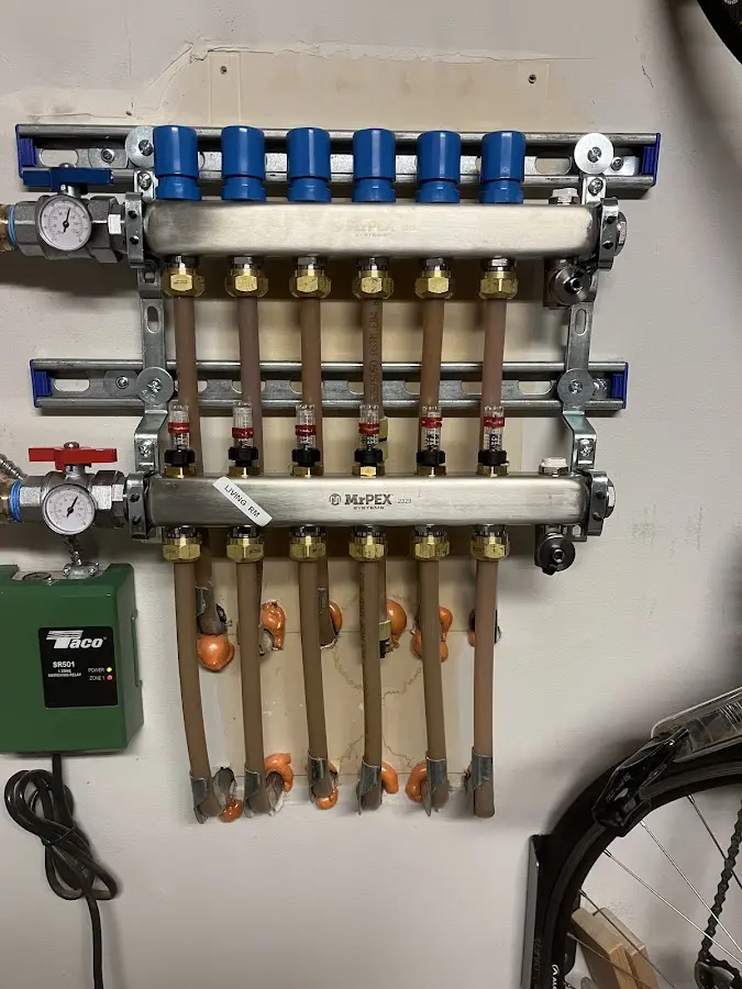 Plumber performing Gas Leak Detection at a residential property in New Hyde Park